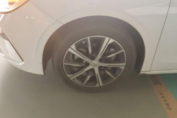 Used Geely Auto Emgrand 2023 4th Generation Champion Edition 1.5L CVT Prestige Model