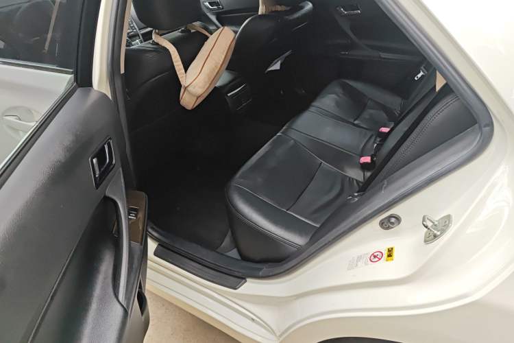 Used Toyota Reiz 2013 2.5S Elite Edition Left Rear Seat