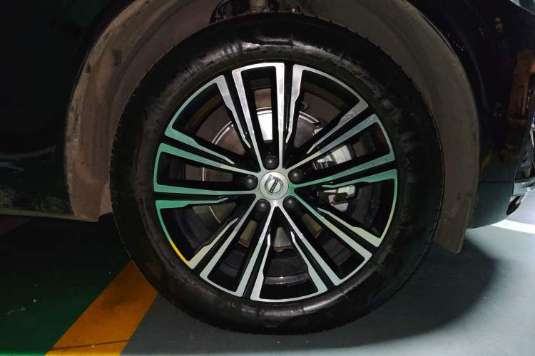 Used Volvo XC60 2022 B5 4x4 Zhiya Luxury Edition
