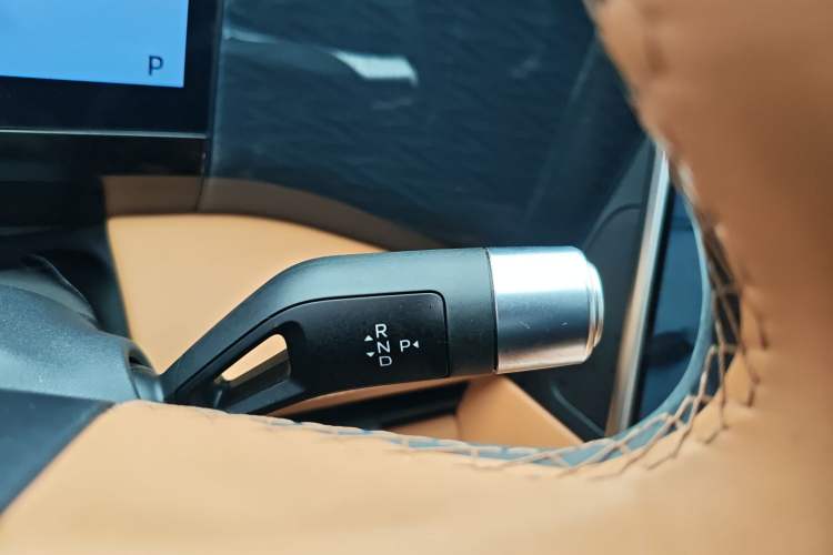 Used Geely Galaxy L7 2025 EM-i 115km Exploration+ Edition
