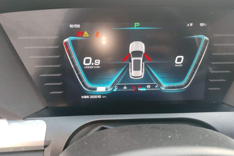 Used BYD Song Pro 2020 1.5T Automatic Pilot Edition Odometer Close Up