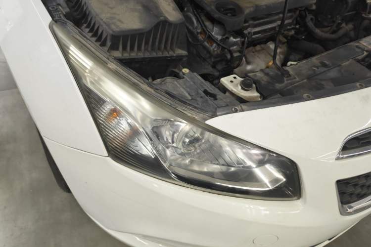 Used Chevrolet Cruze 2015 1.5L Classic SE AT Right Front Headlight