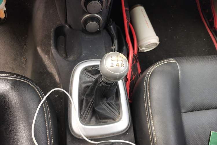 Used Lotus L3 2009 1.6L Manual Fashion Model