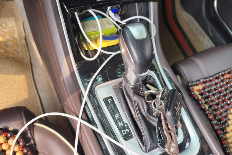 Used CHANGAN Raeton CC 2018 1.5T Automatic Zhiya Model China V Standard Gear Lever