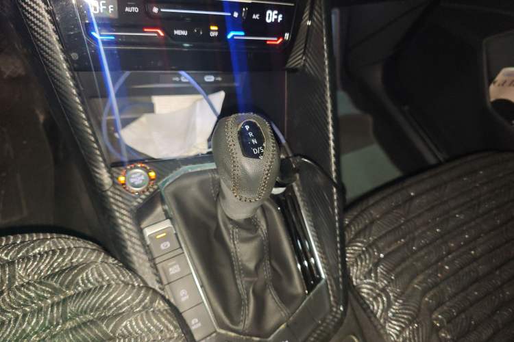 Used Volkswagen Tayron 2020 330TSI Two-Wheel Drive Luxury Connected Pro Edition