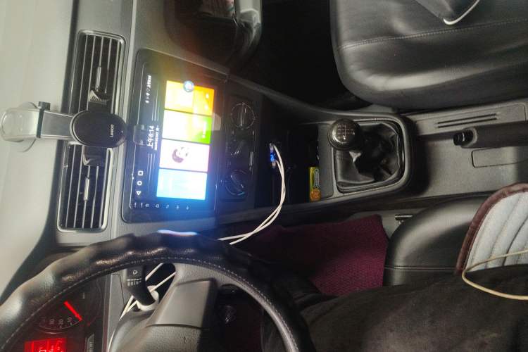 Used Volkswagen Santana 2015 1.6L Manual Fashion Edition