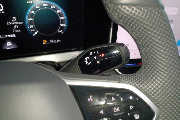 Used Volkswagen Passat 2025 Pro 380TSI Starry Dragon Luxury Edition