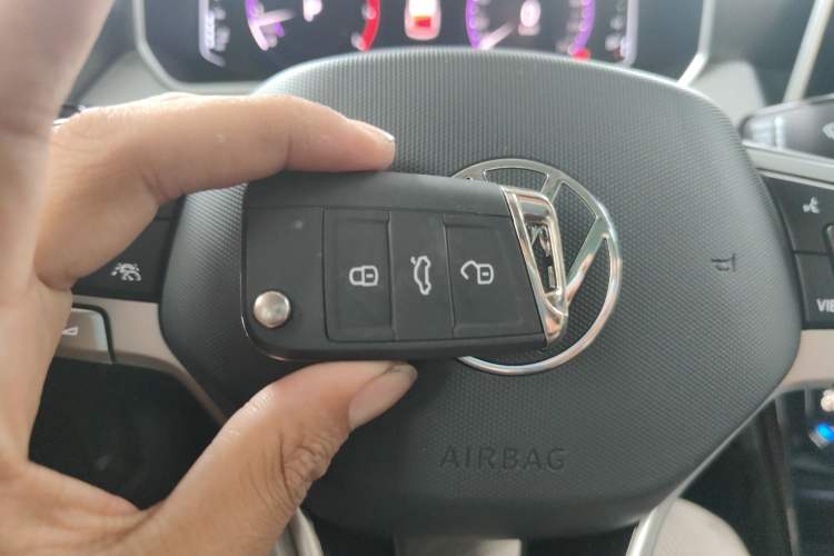 Used Volkswagen Tayron 2023 Revised Version 380TSI All-Wheel Drive R-Line High-Energy Edition Vehicle Key