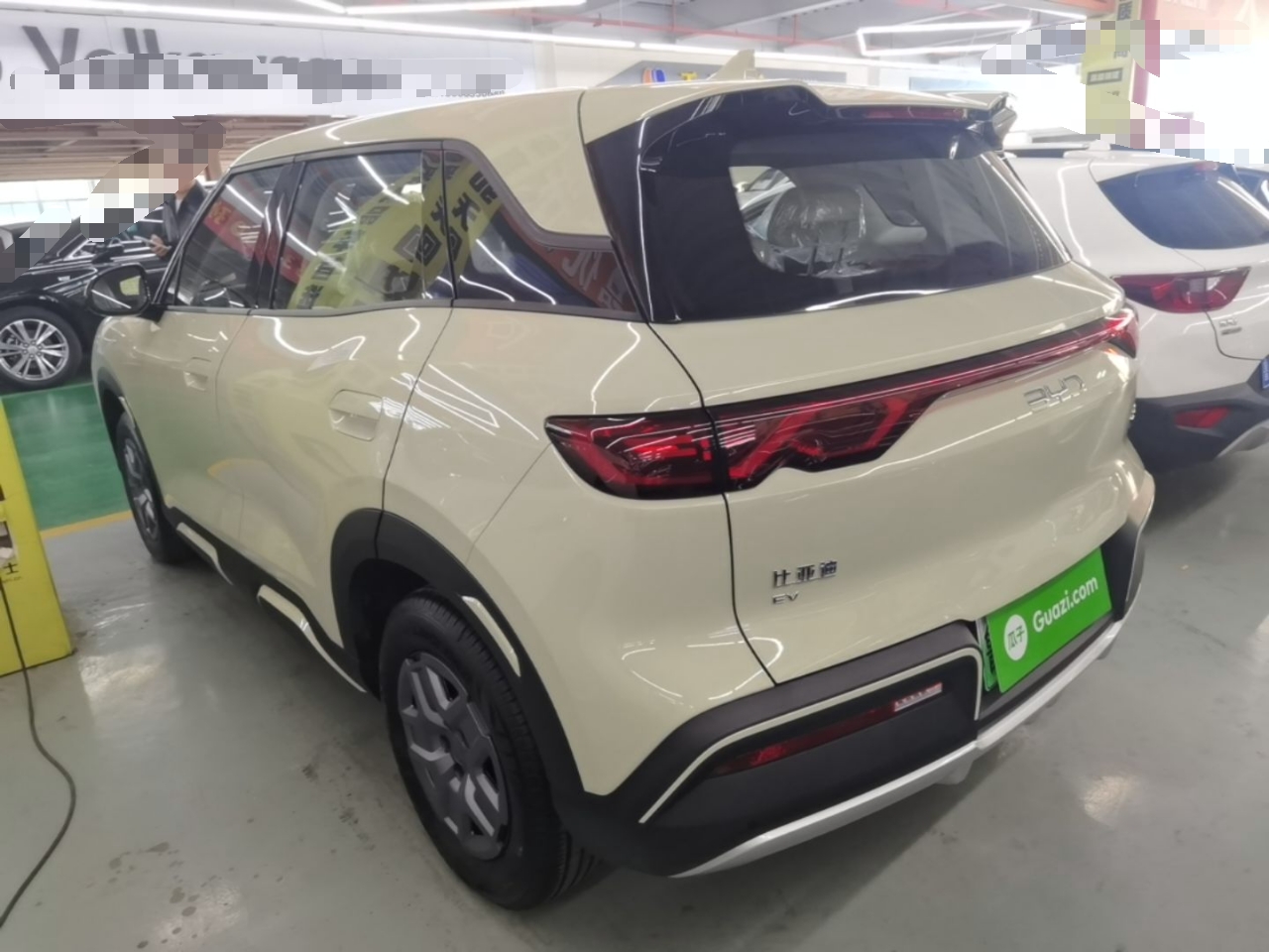 BYD Yuan UP 2027 Model Flying Edition 401KM Navigation Version — снимка 4
