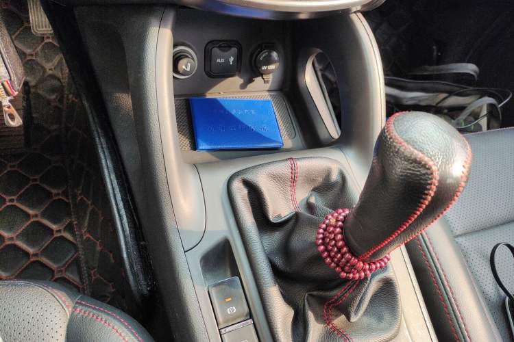 Used Changan CS75 2014 2.0L Manual Luxury Version China IV Standard