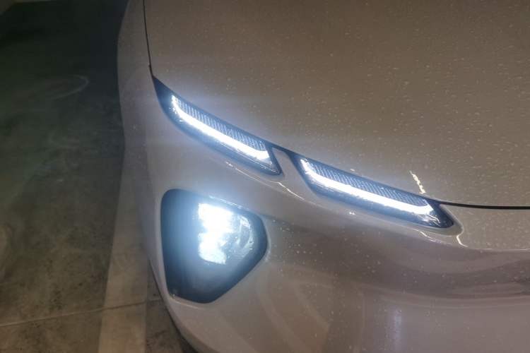 Used Nio EC6 2024 75 kWh
