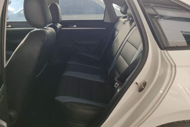 Used Volkswagen Lavida 2024 1.5L Automatic DeYi Edition Left Rear Seat