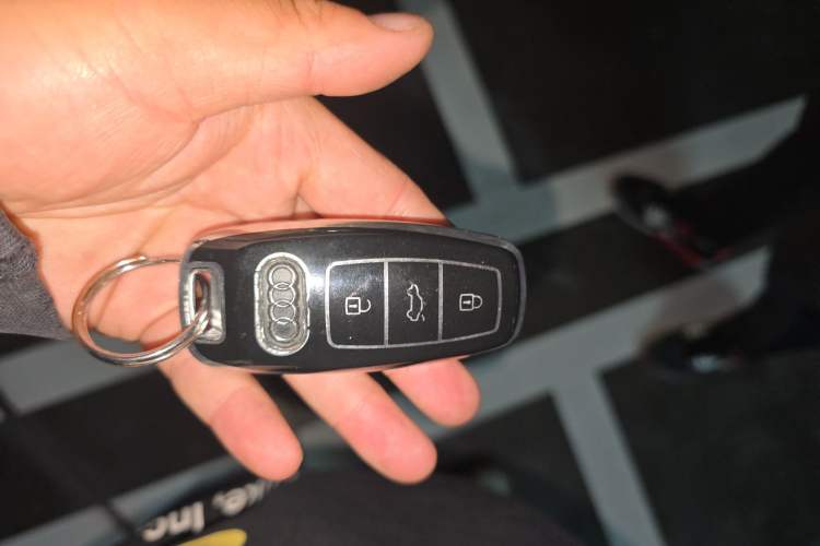 Used Audi A6L 2023 Revised 45 TFSI quattro Prestige Elegant Edition Vehicle Key