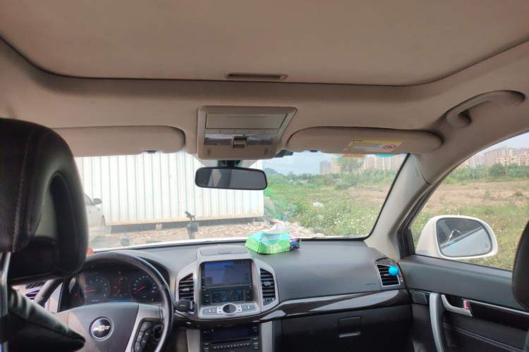 Used Chevrolet Captiva 2013 2.4L Two-Wheel Drive City Edition 7-Seater Headliner