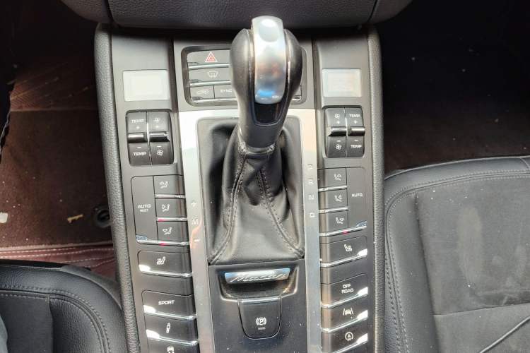 Used Porsche Macan 2017 Macan 2.0T
