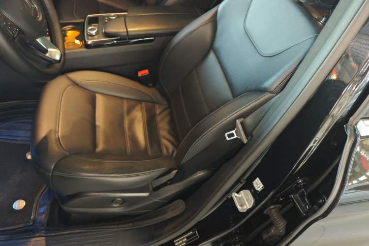 Used Mercedes-Benz GLE Coupe 2015 GLE 320 4MATIC Coupe SUV
