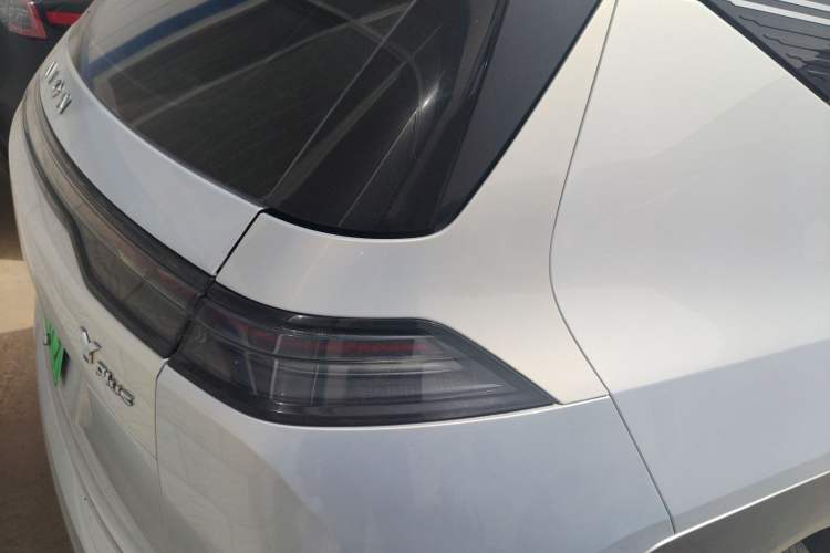 Used AION Y 2023 Younger Star Edition Right Rear Taillight