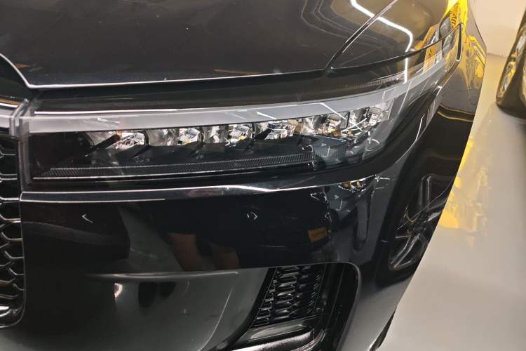 Used Li Auto ONE 2021 Extended-Range 6-Seater Version Left Front Headlight