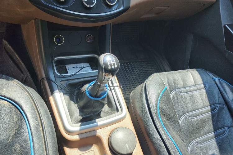 Used JDMC T7 2019 2.8T Two-Wheel-Drive Elite Edition Extended Wheelbase JE493ZLQ5D Gear Lever