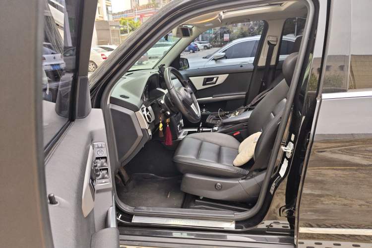 Used Mercedes-Benz GLK-Class 2013 Facelift GLK 300 4MATIC Fashion Edition