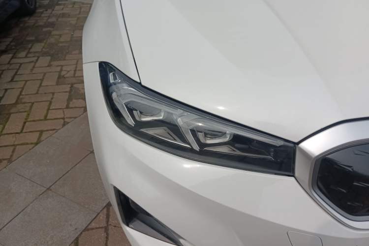 Used BMW i3 2022 eDrive 35 L Right Front Headlight