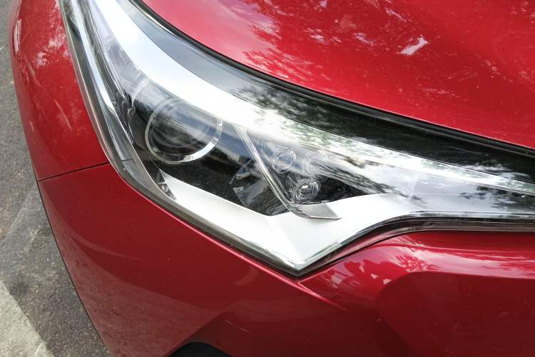 Used Toyota C-HR 2018 2.0L Leading Edition China VI
