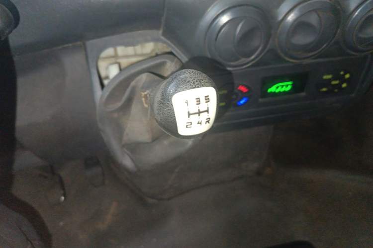 Used Iveco Power Daily 2013 2.5T-A37 Dual-Purpose Low-Roof Van
