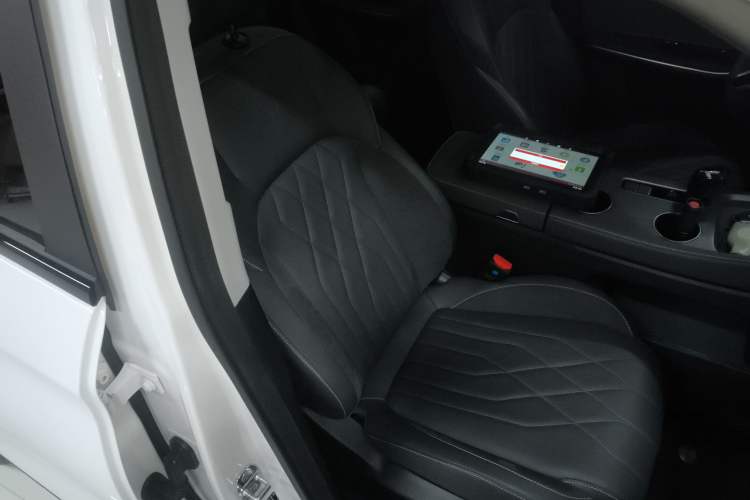 Used JETOUR X90 C-DM 2025 Elite Edition 7-Seater Right Front Seat