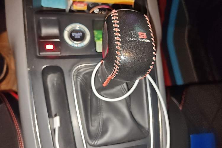 Used Citroen C5 AIRCROSS 2017 350THP Fashion Edition Gear Lever