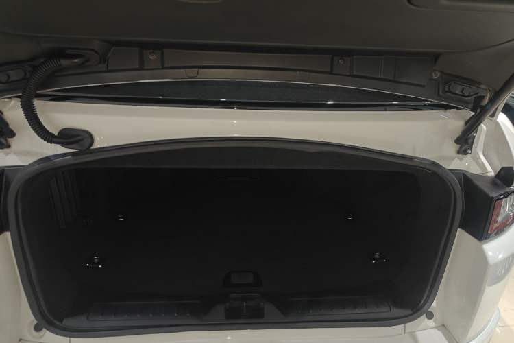 Used Land Rover Range Evoque 2017 2.0T Convertible Edition