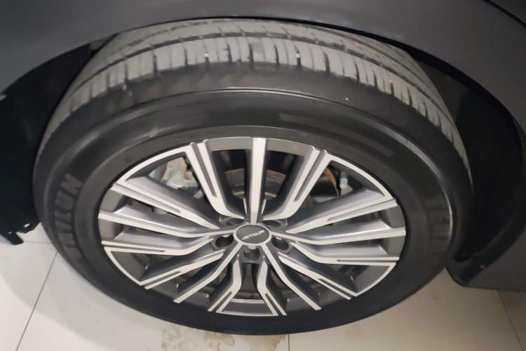 Used JETOUR X70 PLUS 2024 Champion Edition 1.5T DCT Champion MAX 5-Seater Exterior 1