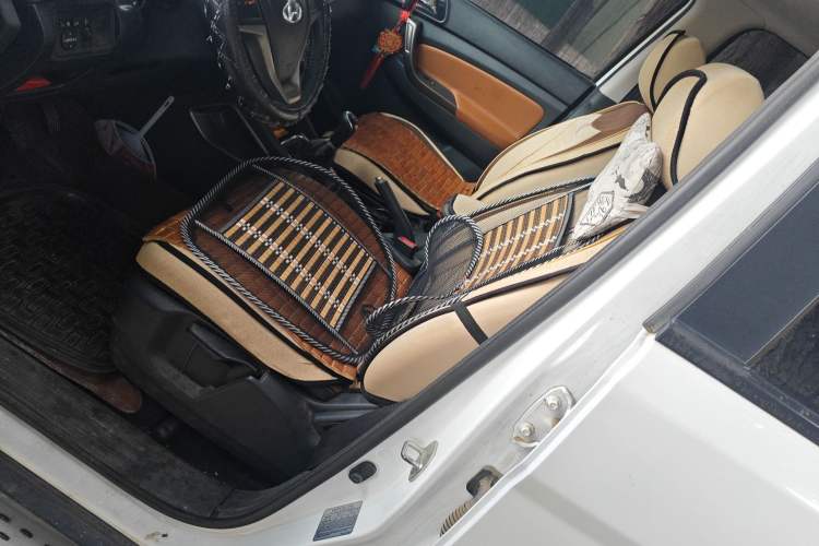 Used Oshan CX70 2016 1.6L Manual Luxury Model