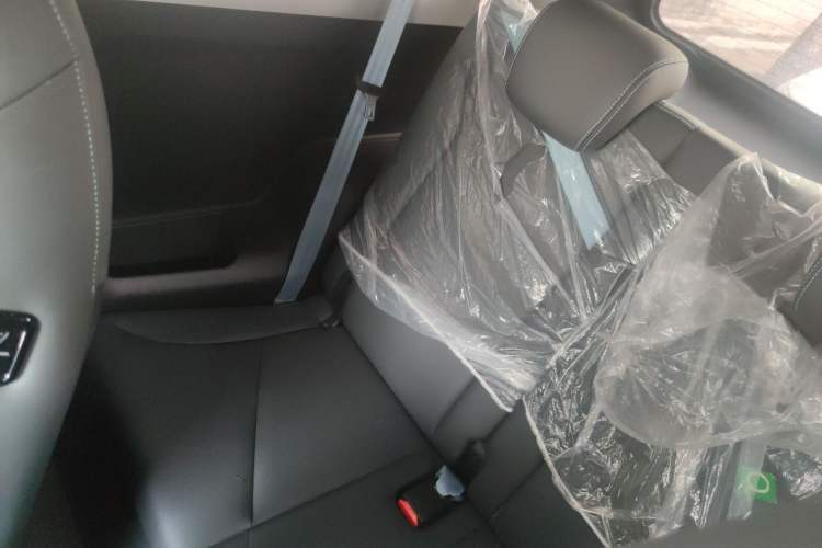 Used Chery New Energy Boundless Pro 2022 301km LingShou Edition Lithium Iron Phosphate
