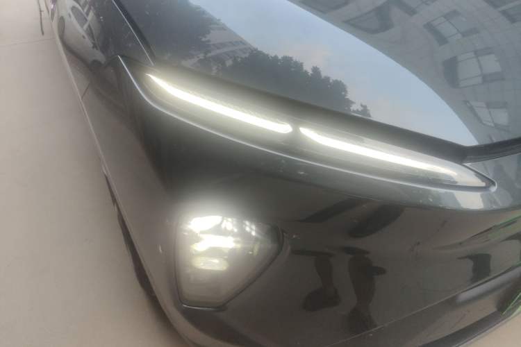 Used Nio ES8 2023 100kWh Signature Edition
