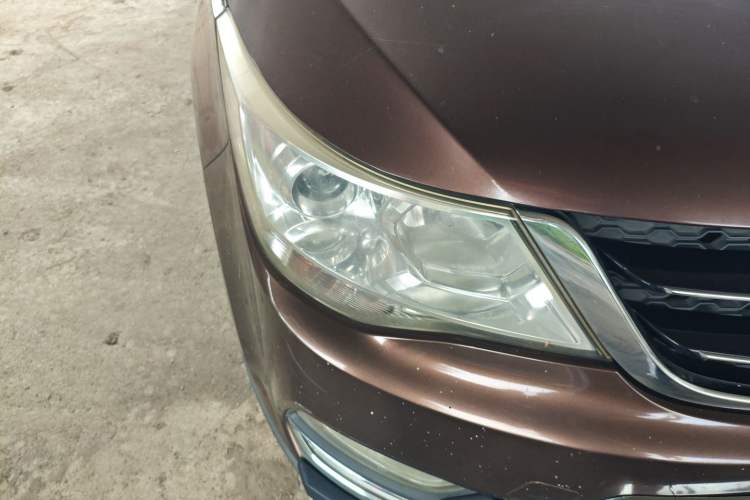 Used Baojun 730 2014 1.5L manual Comfort version 7 seats
