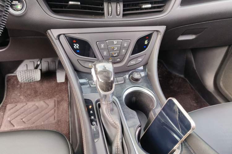 Used Buick Envision 2016 20T Two-Wheel Drive Leading Version