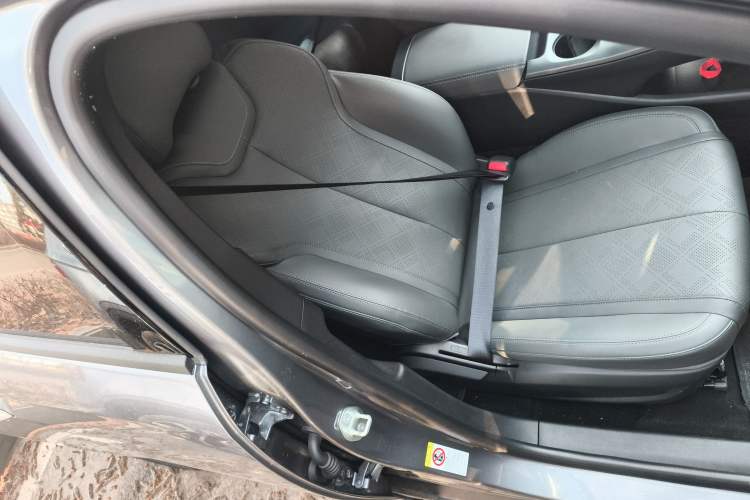 Used BYD Qin PLUS 2025 DM-i Smart Drive 55KM Leading Model Right Front Seat