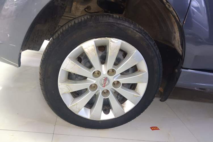 Used Jinbei Gold Hiace M Classic 2022 1.5L Engineering Lion Passenger Vehicle 5 Seats