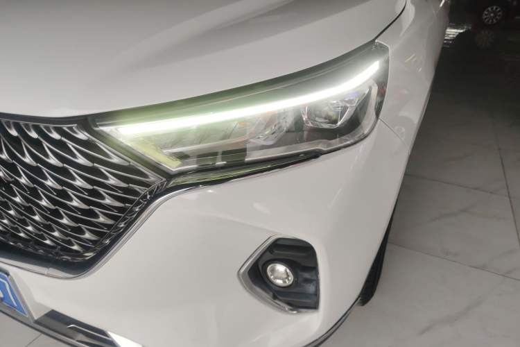 Used Haval M6 2021 PLUS 1.5T DCT Luxury Smart Connectivity Model
