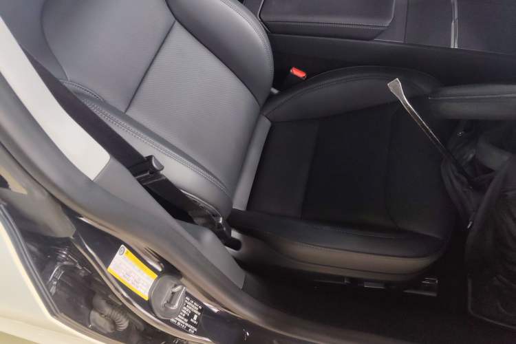 Used Tesla Model 3 2023 Rear-Wheel-Drive Version