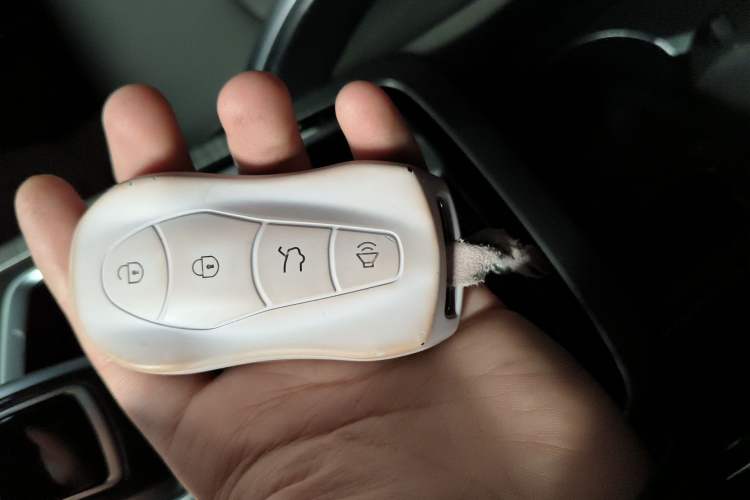 Used Geely Auto Emgrand X7 Sport 2020 1.8TD DCT Smart Connect PRO Vehicle Key