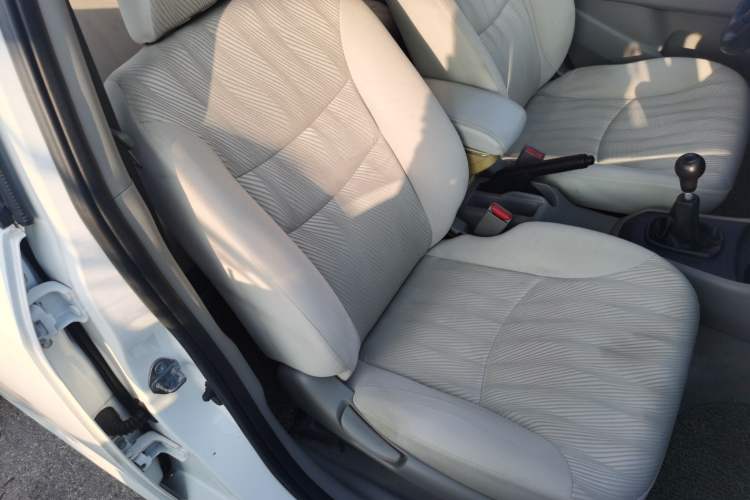 Used Everus S1 2014 1.3L Manual Comfort Edition
