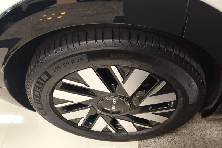 Used Zeekr MIX 2025 Long-Range Intelligent Driving Edition Exterior 8