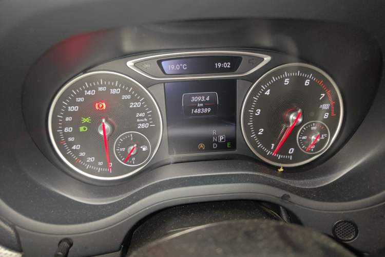 Used Mercedes-Benz B-Class 2015 B 200 Sport Edition