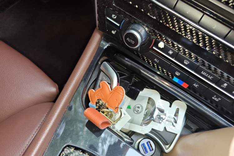 Used BMW 5 Series GT 2013 535i Leading Model
