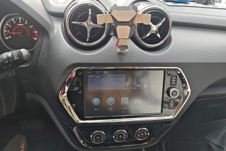 Used Soueast DX3 2016 1.5T SRG CVT Flagship Edition
