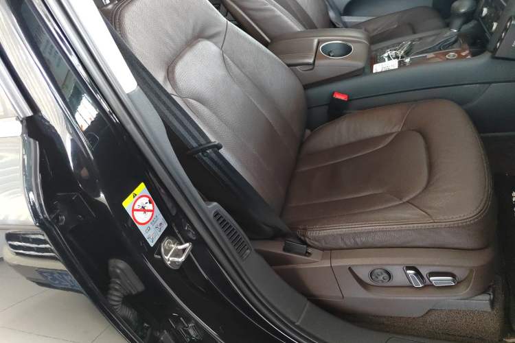 Used Audi Q7 2014 35 TFSI Ambition Edition