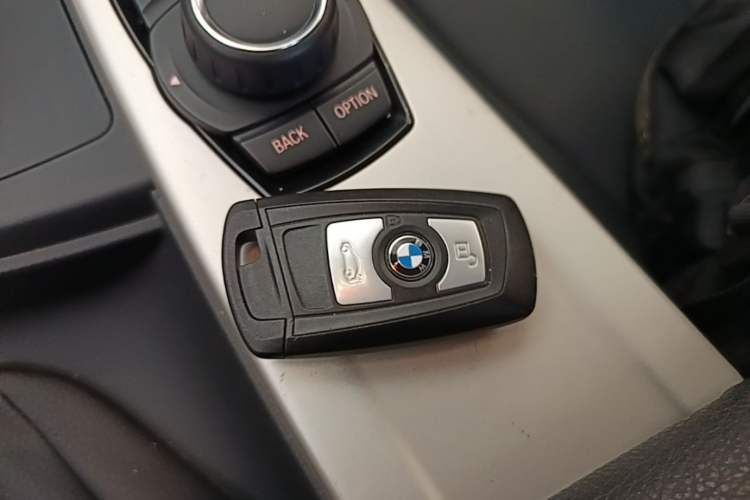 Used BMW 3 Series 2015 320Li Luxury Edition Fashion Model