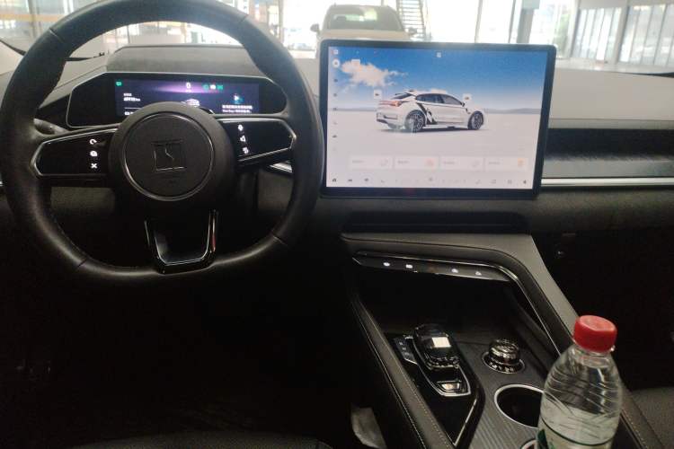 Used Zeekr 001 2022 Long-Range Dual-Motor WE Edition
