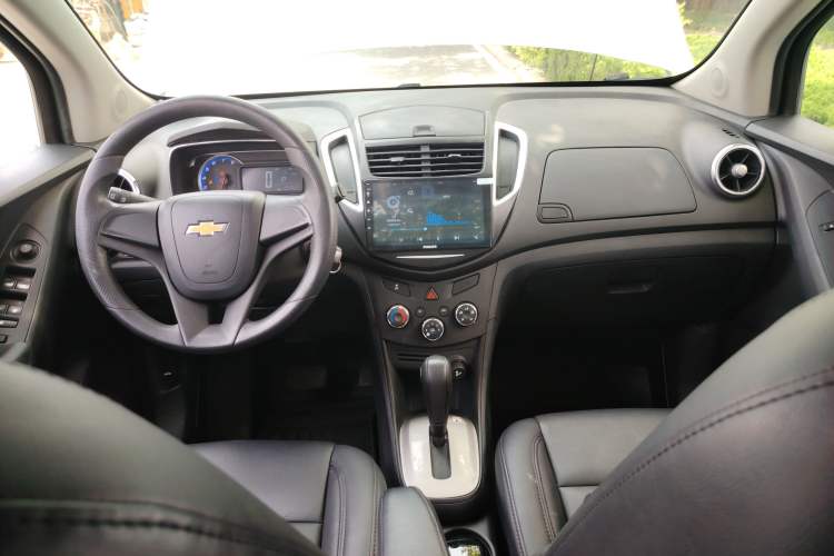 Used Chevrolet Trax 2016 1.4T Automatic Two-Wheel Drive Comfort Version with Sunroof